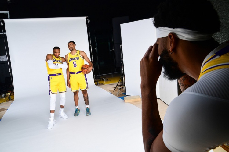 需以更高质 需以更高质